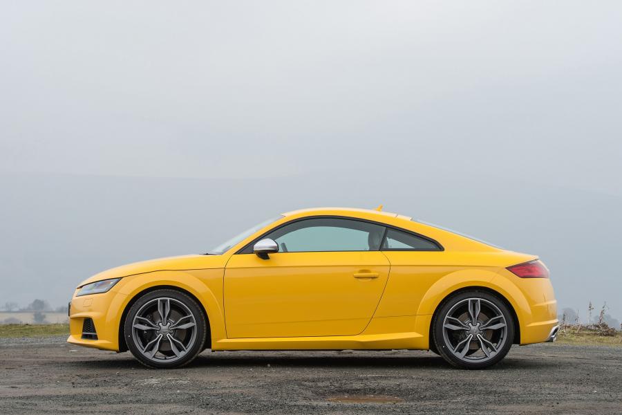  Audi TTS Coupe (8S) 2015 года  (UK) (фото 5 из 22)